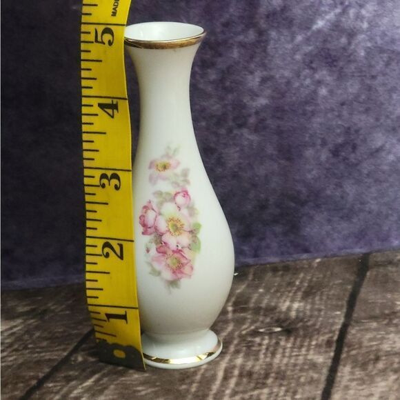 GeraldĀ PorzellanāSmallā
Vase - Picture 7 of 9